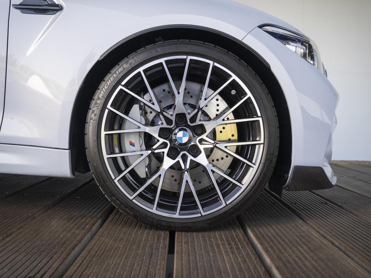 BMW M2 2 Serie Coupé Competition | M-Performance Carbon | 19'' | Comfort Access | Achteruitrijcamera | Schuif-/kanteldak | Stoelverwarming | Harman-Kardon | Remus Uitlaatsysteem