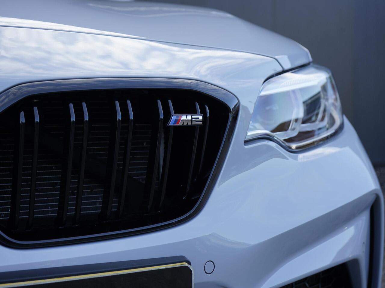 BMW M2 2-serie Coupé DCT Competition Nieuwstaat/ Dealeronderh. / Pano / M sportstoel / Memory / Harman/Kardon / Driving assist / Carplay / Glascoating