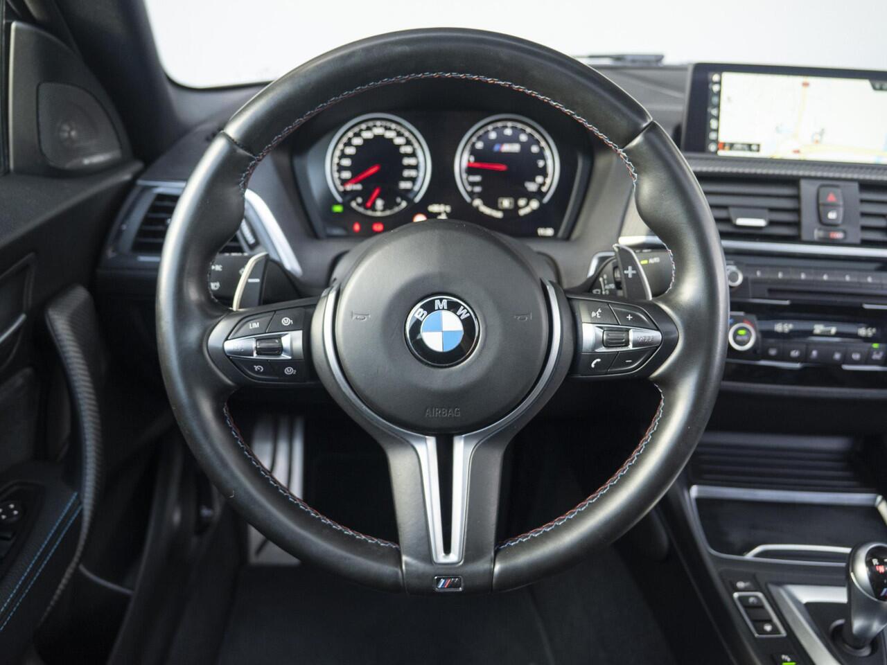 BMW M2 2 Serie Coupé Competition | M-Performance Carbon | 19'' | Comfort Access | Achteruitrijcamera | Schuif-/kanteldak | Stoelverwarming | Harman-Kardon | Remus Uitlaatsysteem