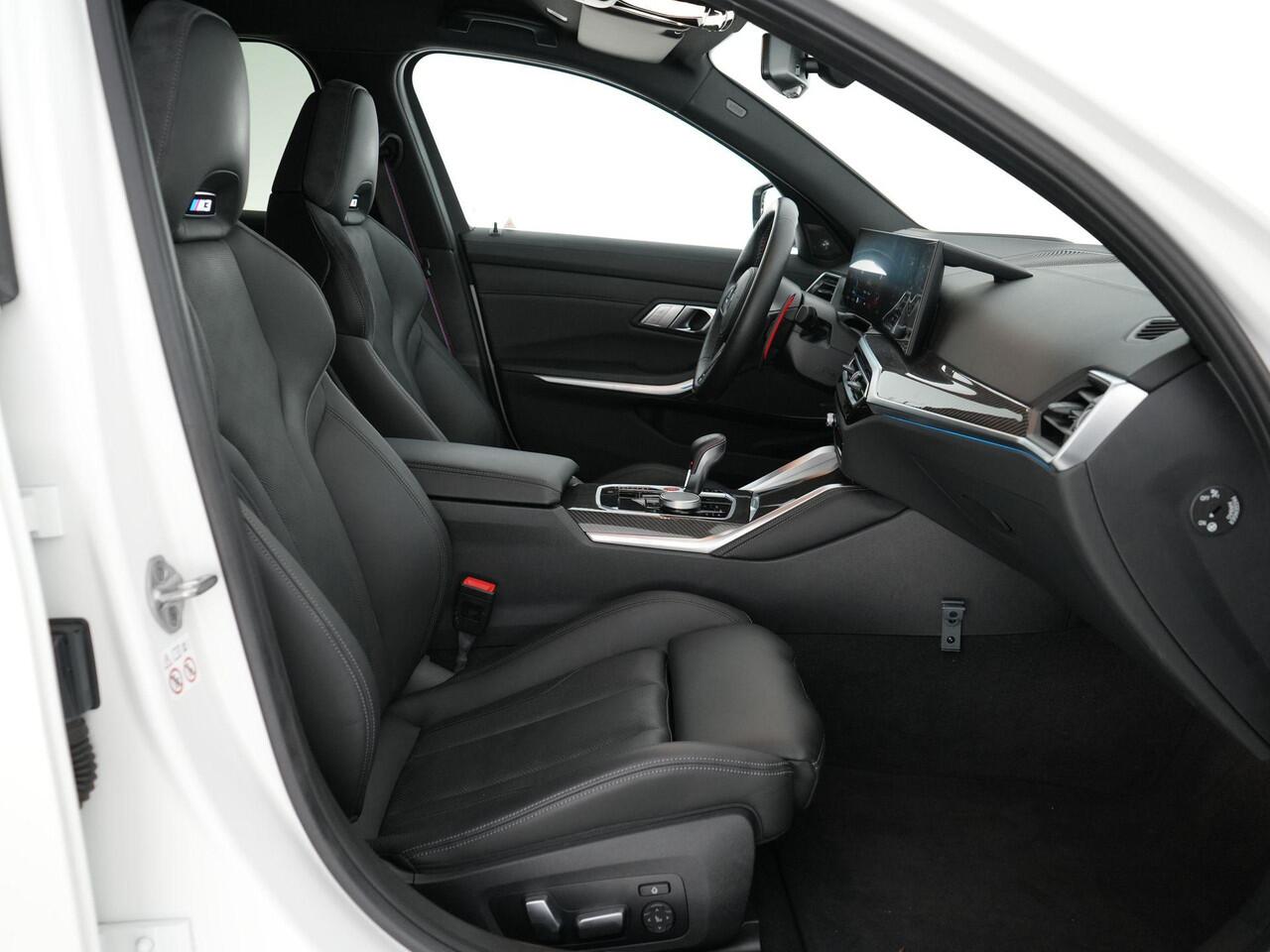 BMW M3 Touring xDrive Competition |incl BTW|Track Pack|M-Performance parts|Frozen White|Laser|21 inch Frozen Bronze velgen|eerste eigenaar|Nederlandse auto|keramische remmen|