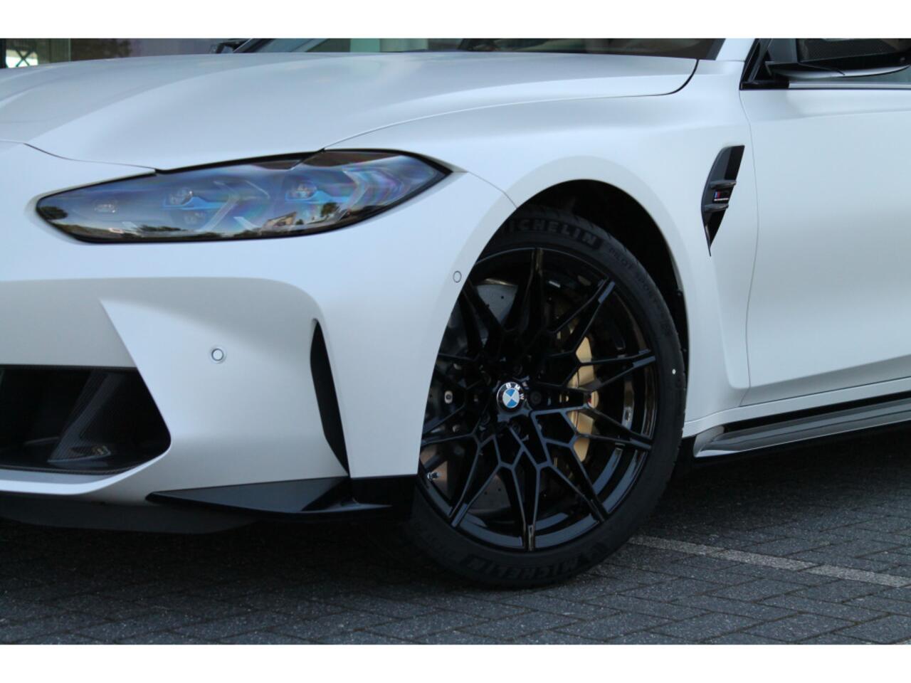 BMW M3 3 Serie xDrive Competition High Executive Automaat / M Drive Professional / M Carbon kuipstoelen / Laserlight / M Carbon-keramisch remmen / Adaptief M Onderstel