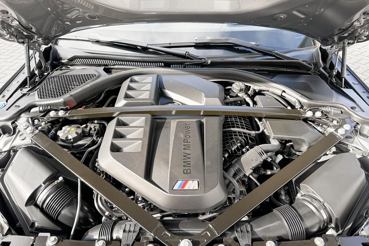 BMW M3 Sedan xDrive Competition | Innovation Pack | Keremische remmen | Driving Assistent Professional