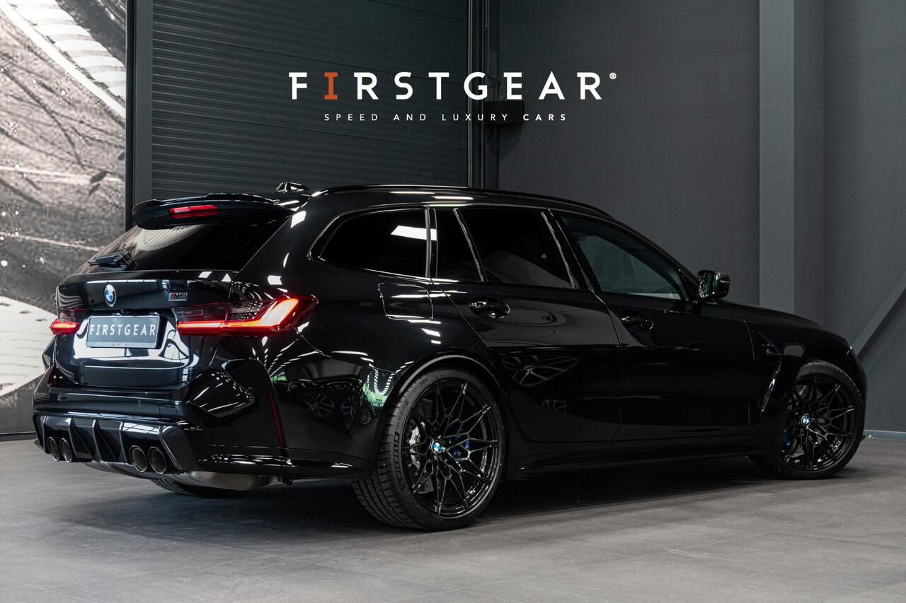 BMW M3 Touring xDrive Competition *Facelift 530pk / Carbon pack / Harman-Kardon / Head-up Display / Surround-view / Memory*