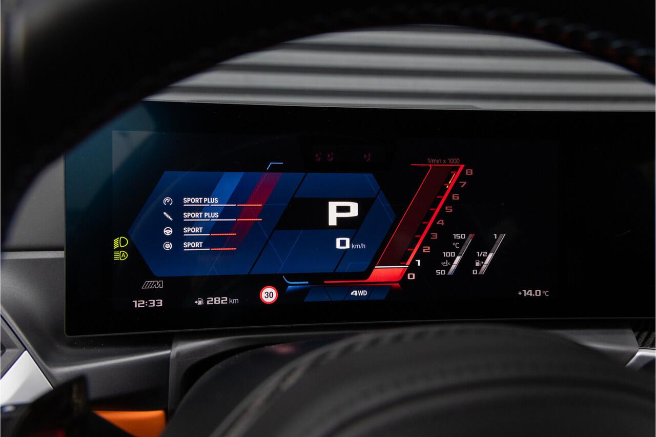 BMW M3 3-serie Touring xDrive Competition - Individual Kyalami - Drivers Package