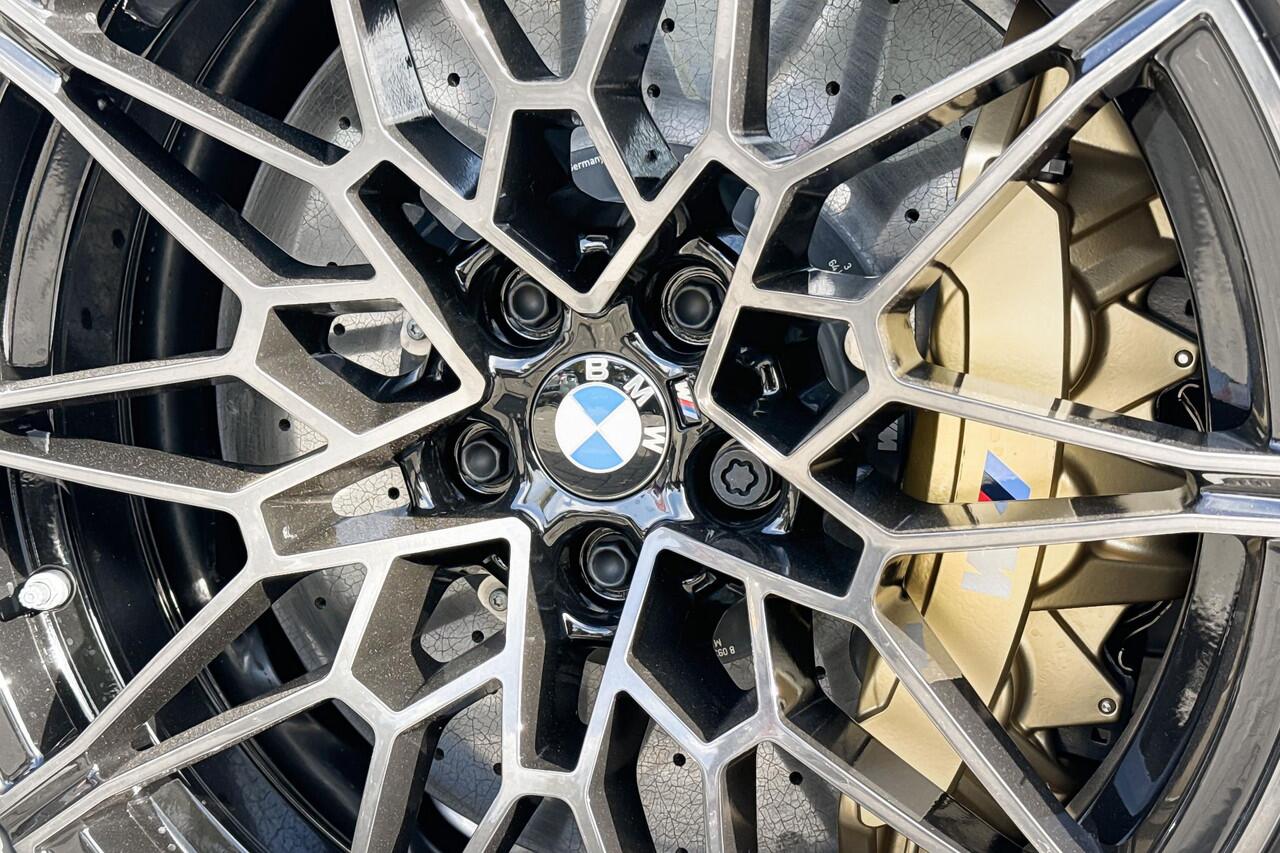 BMW M3 Sedan xDrive Competition | Innovation Pack | Keremische remmen | Driving Assistent Professional