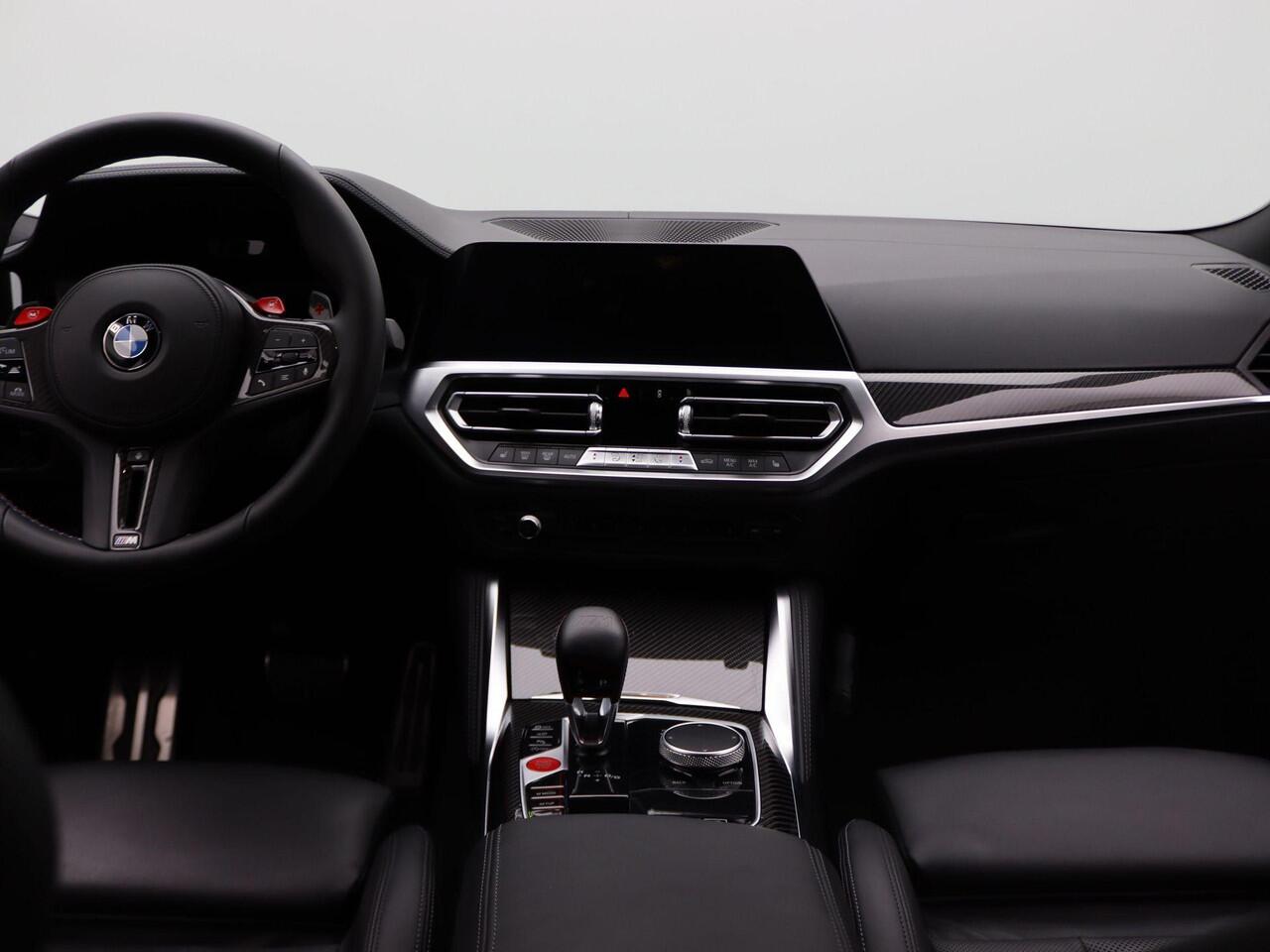 BMW M3 3 Serie Sedan xDrive Competition Parking Pack | Safety Pack | Stuurwielrand Verwarmd | Adaptief M Onderstel | Driving Assistant Professional | Laserlight | Head-Up Display | Harman Kardon | 19/20''