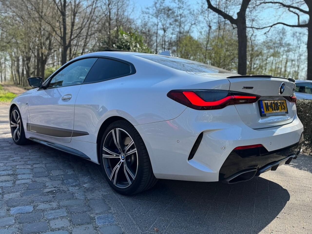 BMW M4 M440i xDrive High Executive M-pakket zwartsportleer,schuifdak,laserlicht