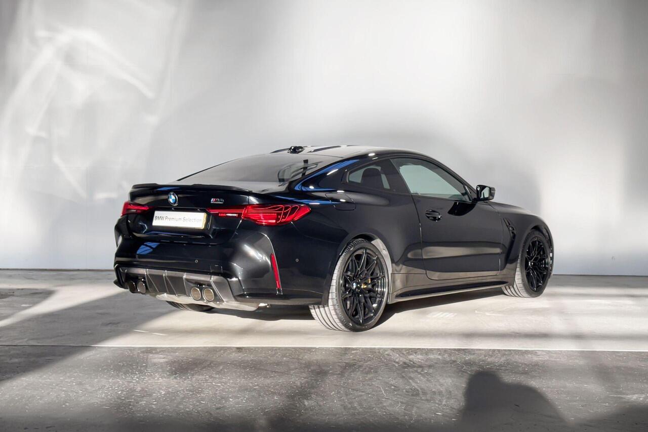 BMW M4 Aut. - M Keramische remmen / M Carbon stoelen