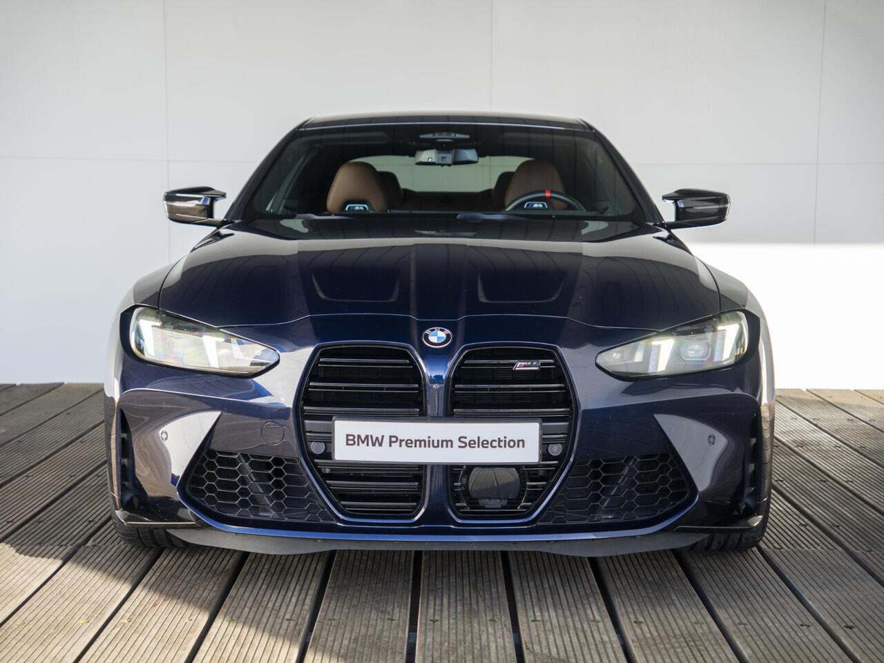 BMW M4 xDrive Competition Coupé | M Driver's Pack | Carbon-keramische remmen | Harman Kardon | Comfort Access | Stuurwielrand verwarmd | Stoelventilatie