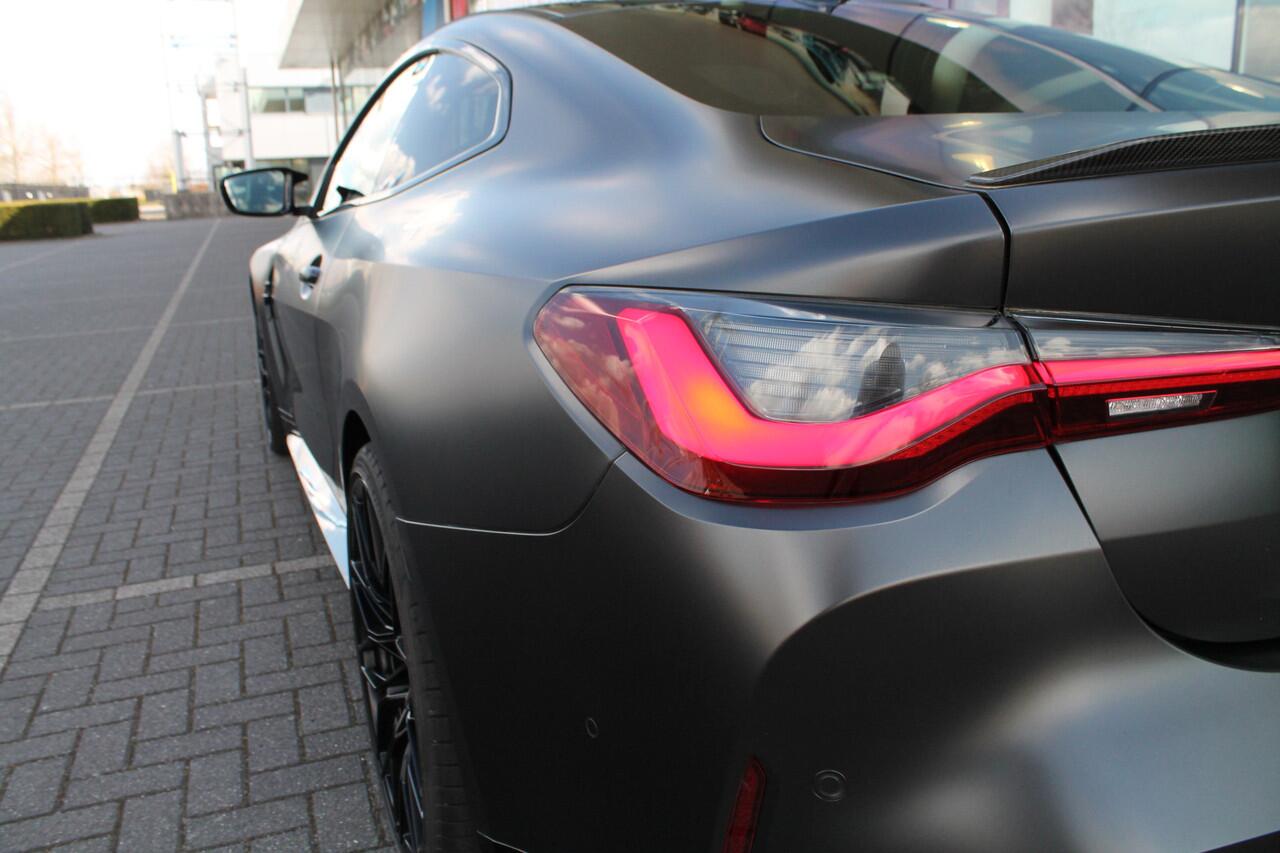 BMW M4 4 Serie Coupé xDrive Competition High Executive Automaat / M Carbon kuipstoelen / Laserlight / M Adaptief onderstel / Comfort Access / M Carbon-keramisch remmen