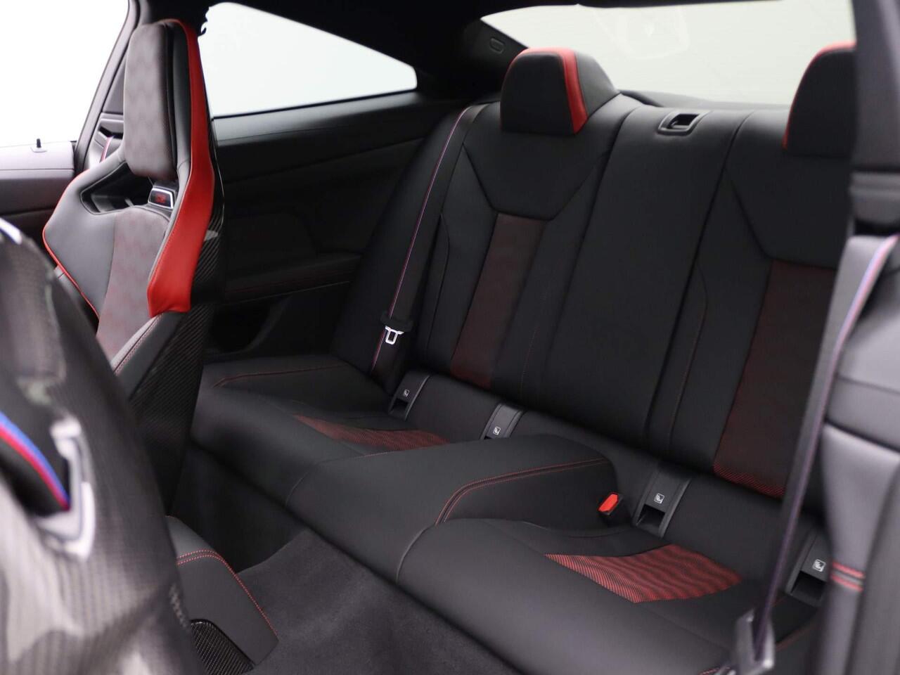 BMW M4 CS Coupé BMW M4 Coupé M Drive Professional | M Carbon-keramische remmen