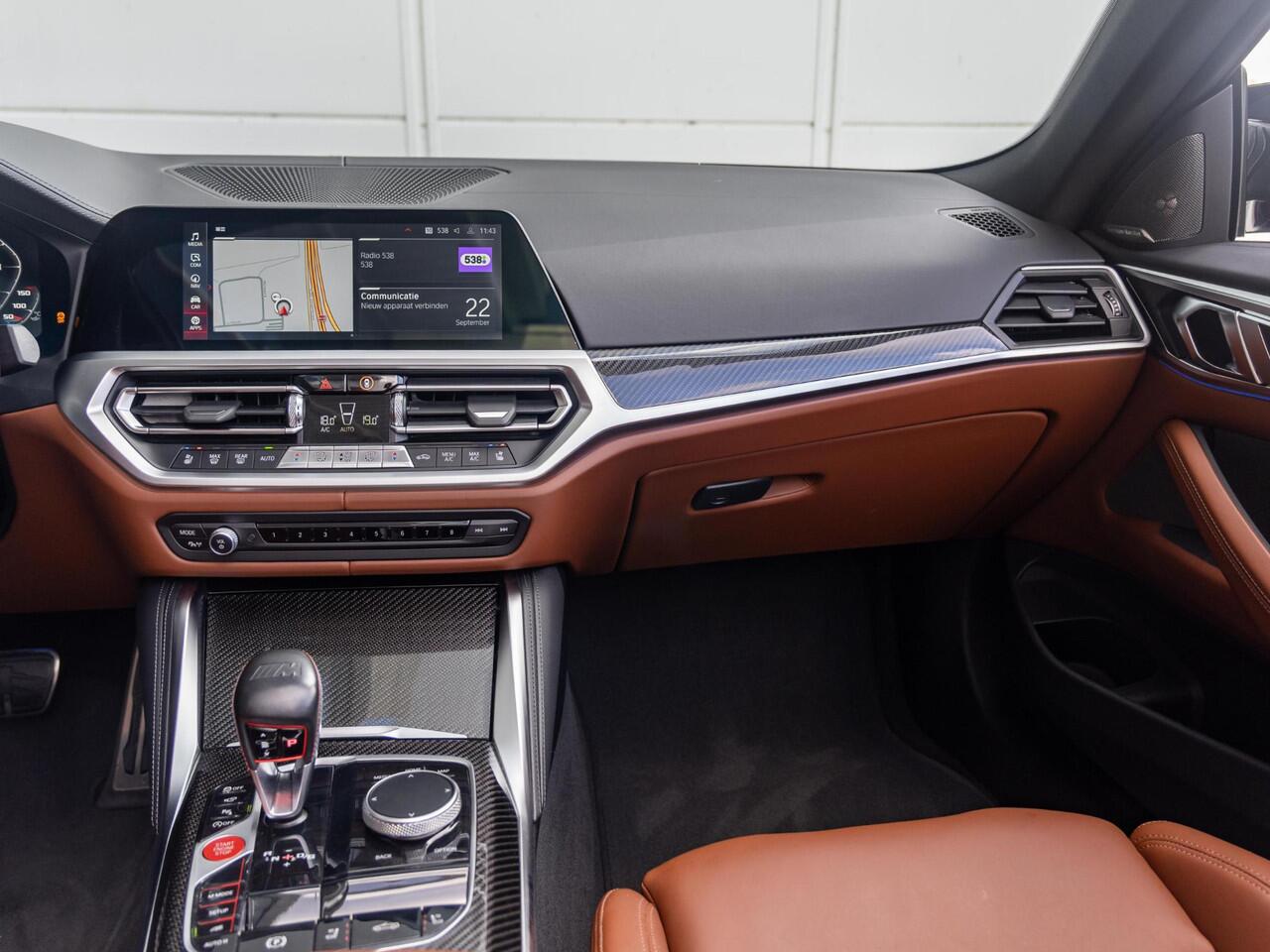 BMW M4 Cabrio xDrive Competition | M Drivers Pack | Driving Assistent Professional | Head Up Display | Harman Kardon | Stuurwielverwarming | Comfort Access | BMW Laserlight