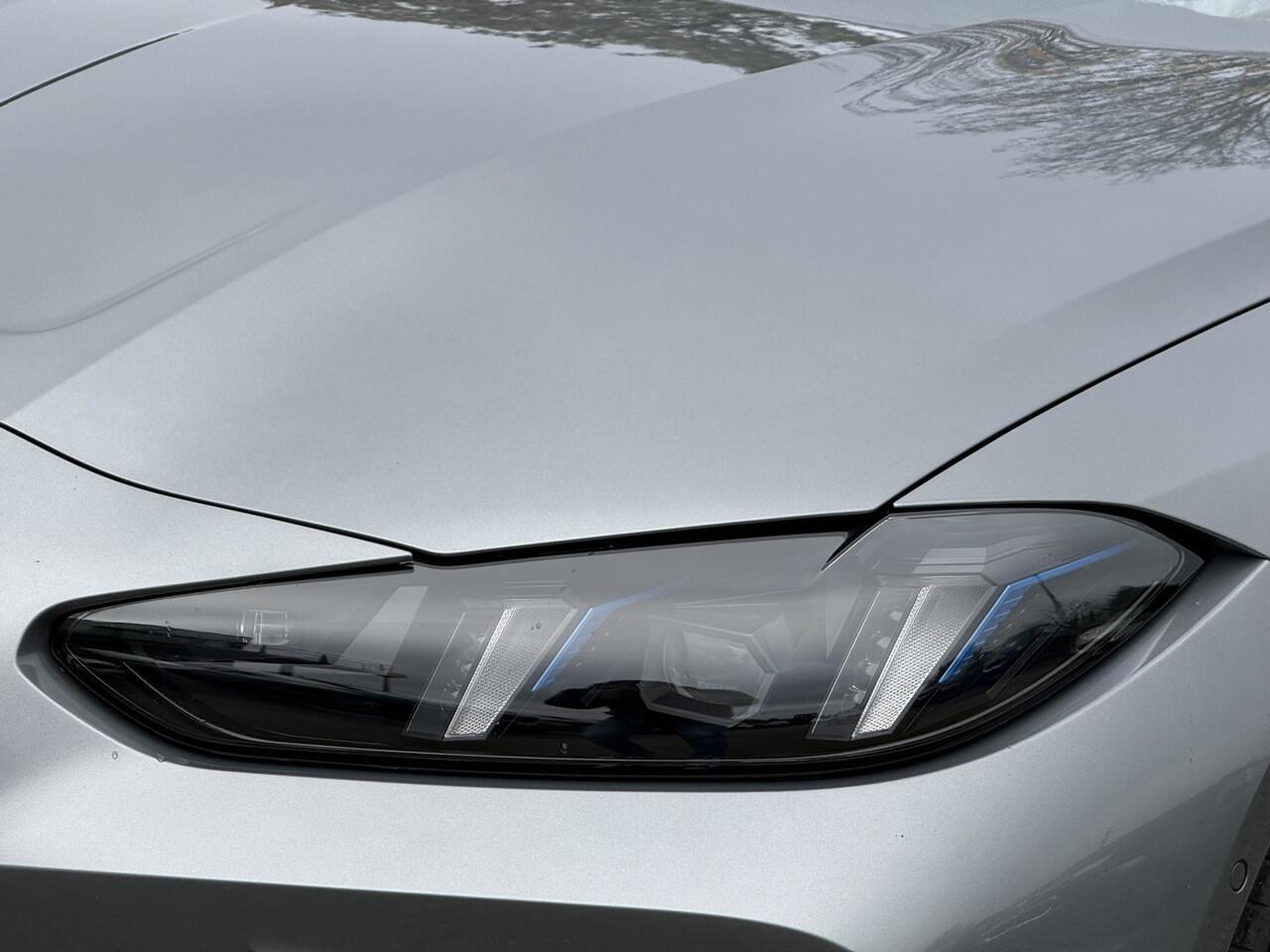 BMW M4 Cabrio xDrive Competition | Nw Model | Air Collar | Co-Pilot | M-Driver's Pack | Carbon | Harman/Kardon