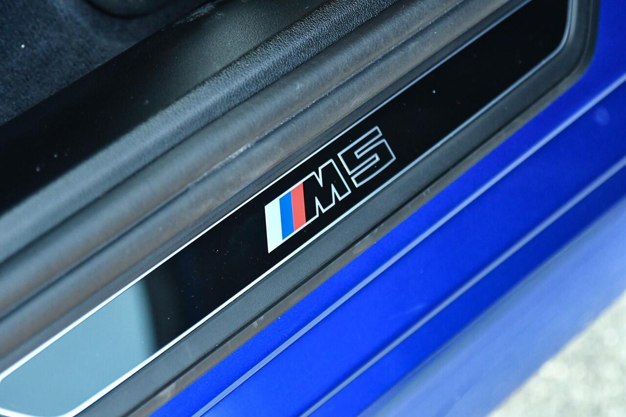 BMW M5 Touring M5 |Keramisch|Carbon|Trekhaak|Glazendak|