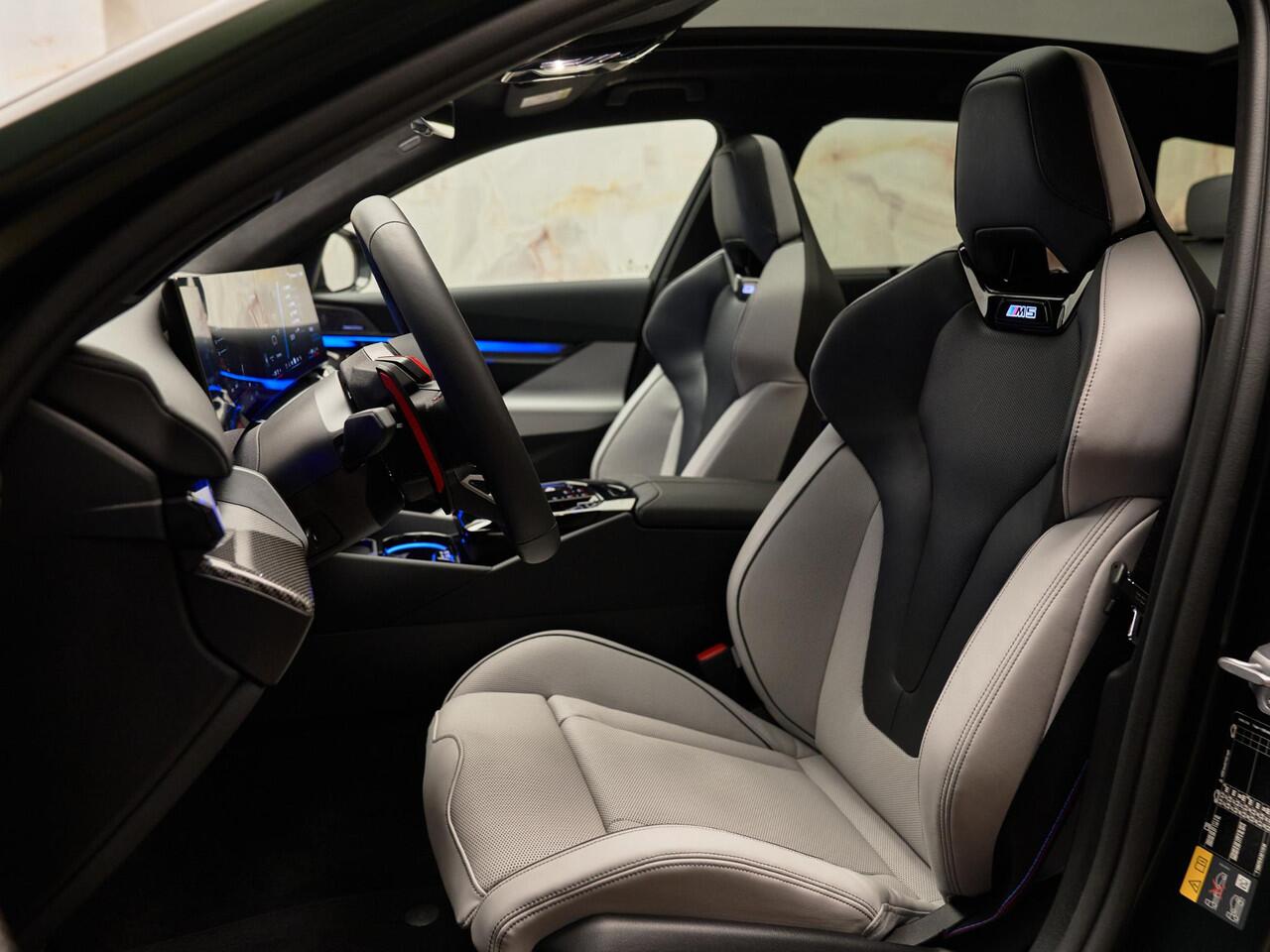 BMW M5 Touring V8 M Hybrid, M Performance, Sonderlackierung, B&W, HUD, 21", memory, stl.ventilatie, keyless, M drivers pack., privacy