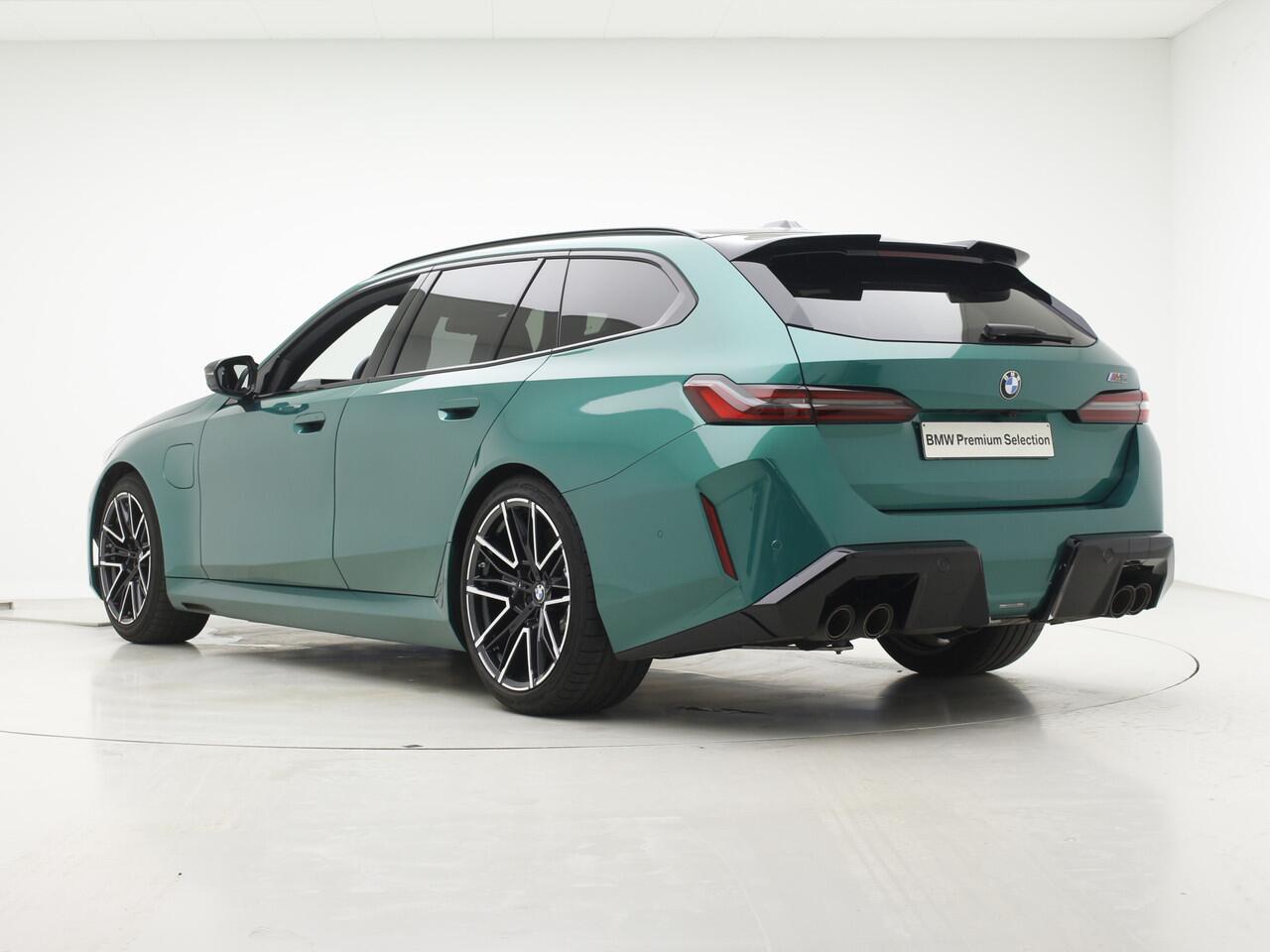 BMW M5 Touring | CoPilot | Trekhaak | Ventilatie | M Drive Professional | Bowers & Wilkins Surround Sound System