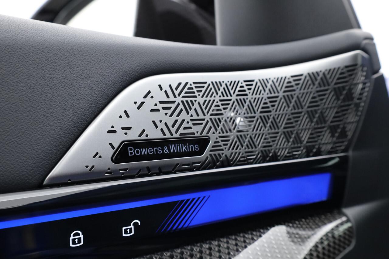 BMW M5 5-serie Touring 727pk | Ultimate Pack | Keramisch | Bowers & Wilkins | M Marina Bay | Pano | Carbon