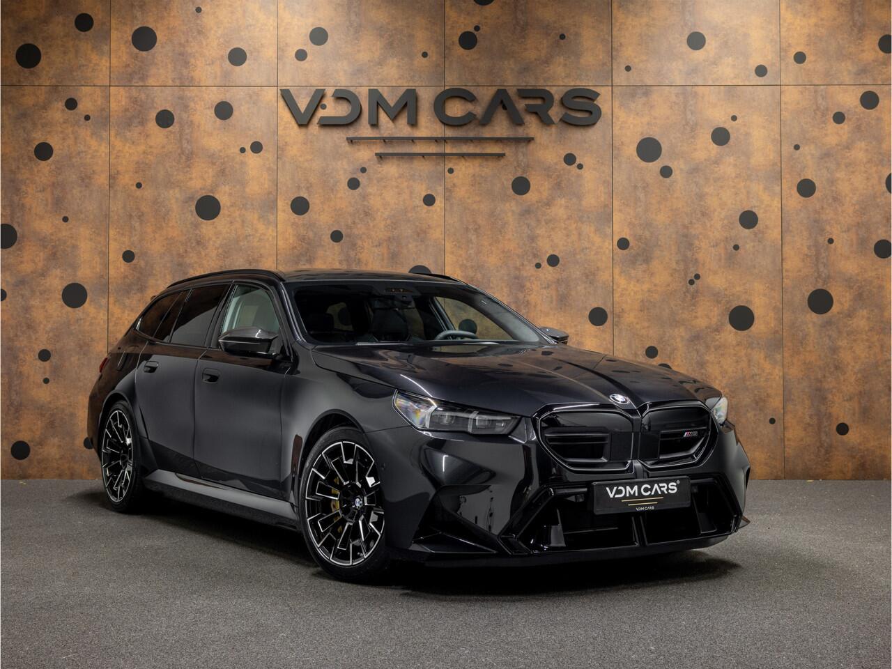 BMW M5 5-serie Touring | Keramisch | Pano | B&W | M Driver's Pack |