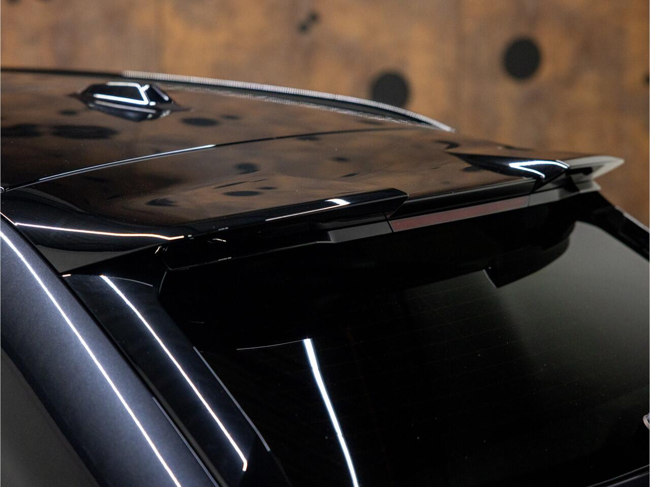 BMW M5 5-serie Touring | Keramisch | Pano | B&W | M Driver's Pack |