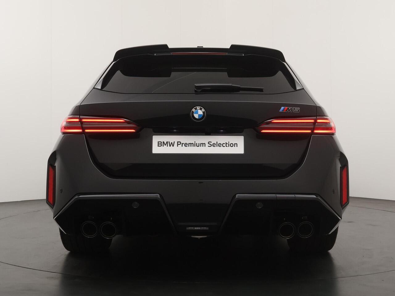 BMW M5 5-serie Touring Panoramadak / Driving Assistant Prof. / Stoelventilatie