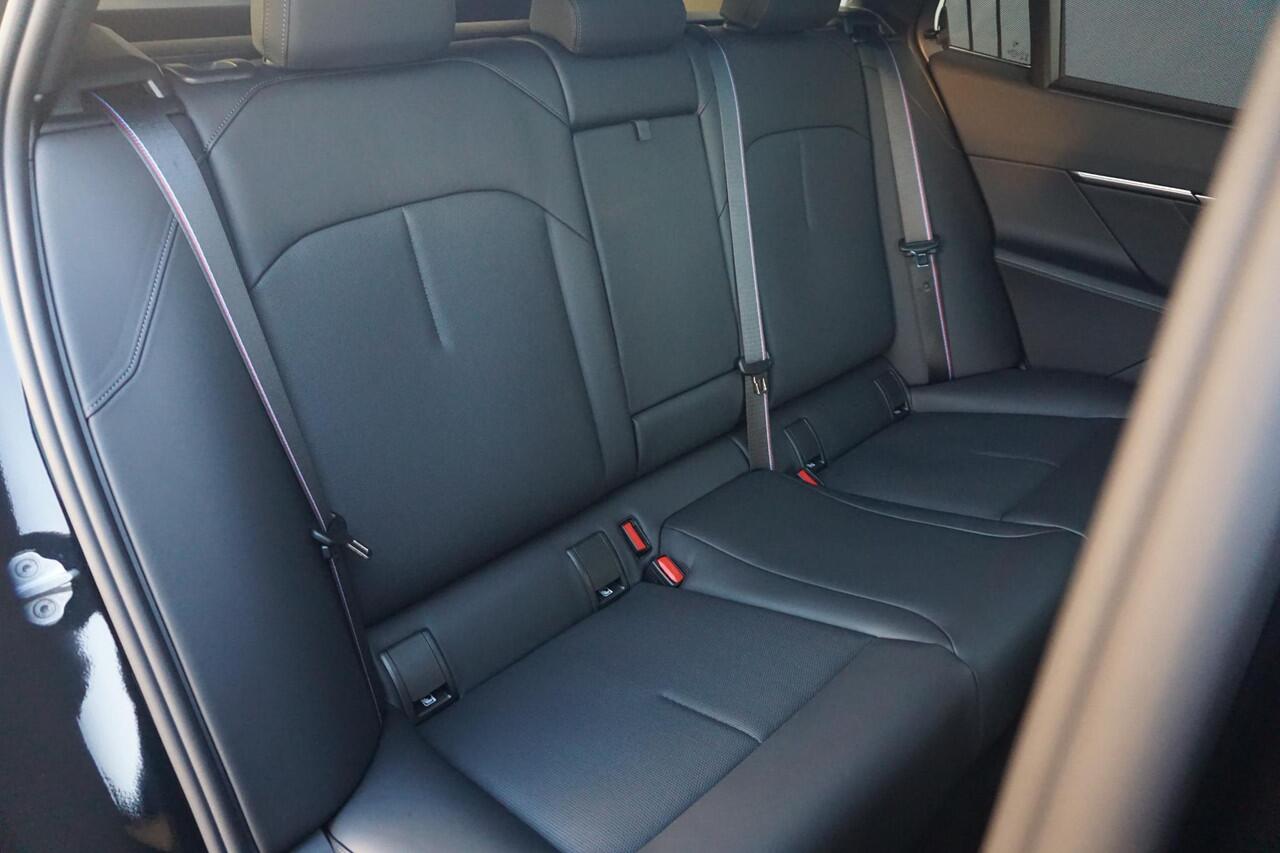 BMW M5 Touring M Driver's Pack / Comfort Pack / Driving Assistant Professional / Bowers & Wilkins