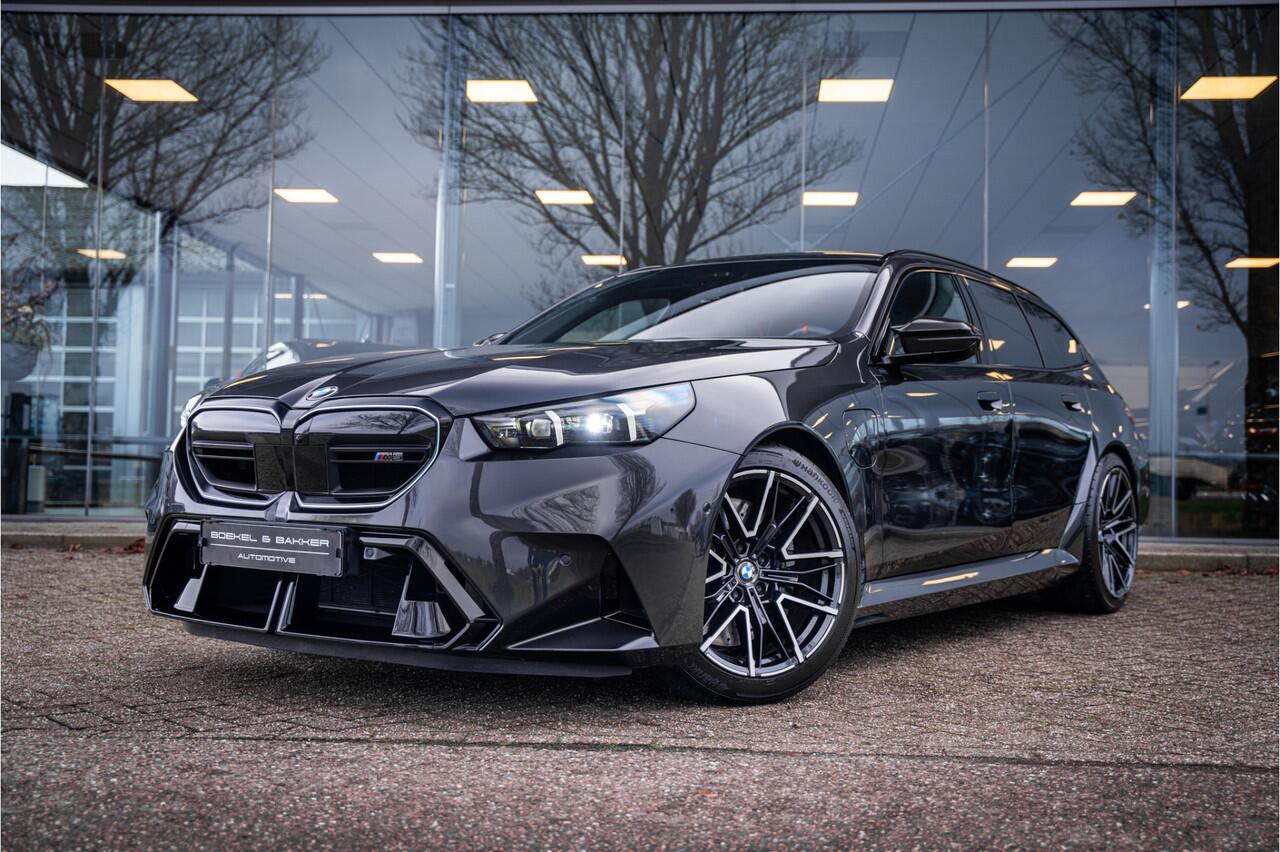 bmw-m5-touring-m-drivers-pack-**-pa