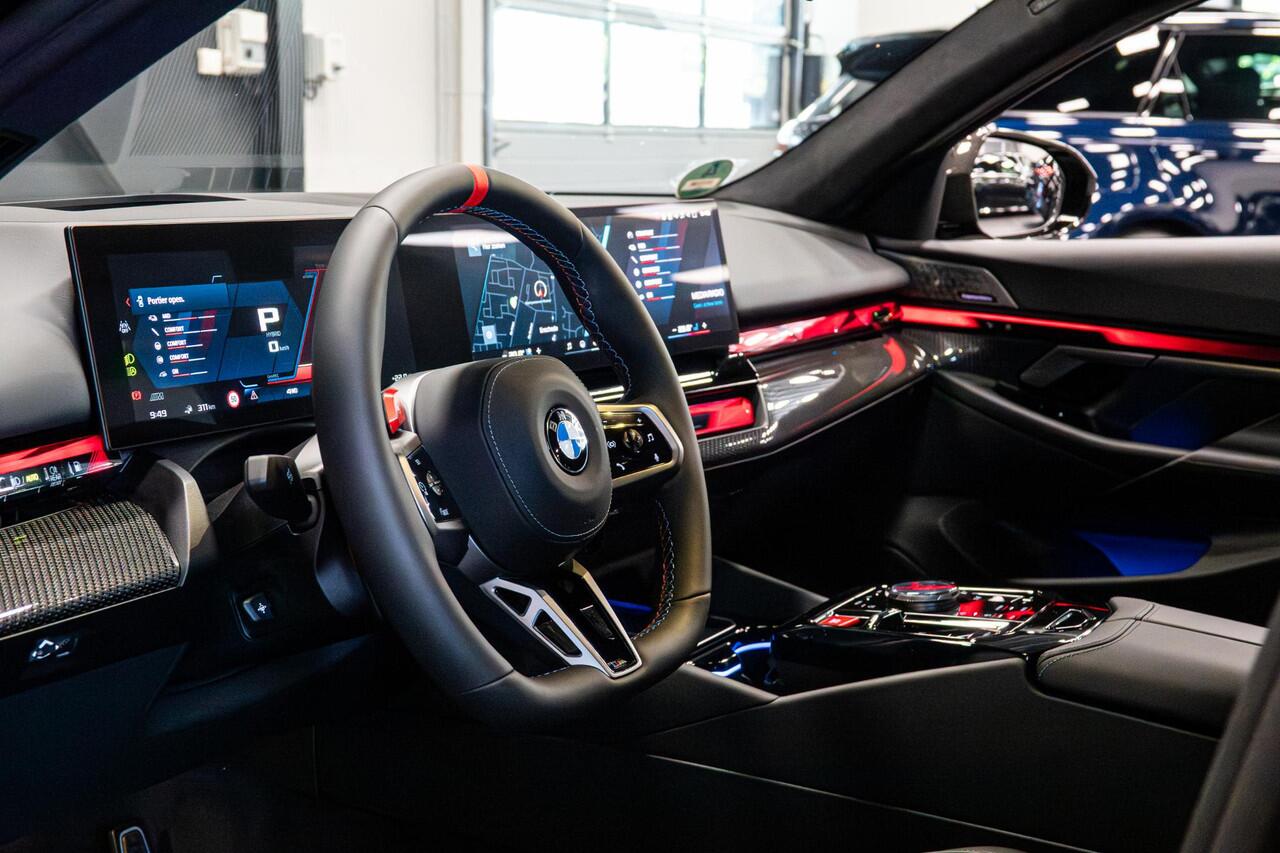 BMW M5 5-serie *Keramisch / M Driver's Package / Bowers & Wilkins / Memory / Carbon*