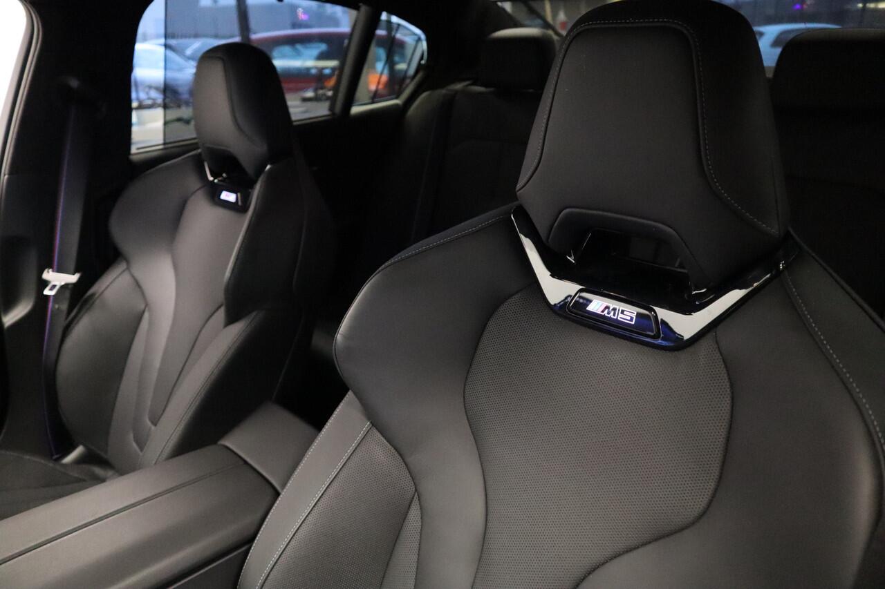 BMW M5 5-serie Carbon Pack Co-Pilot Live Cockpit Professional 1st eigenaar NAP