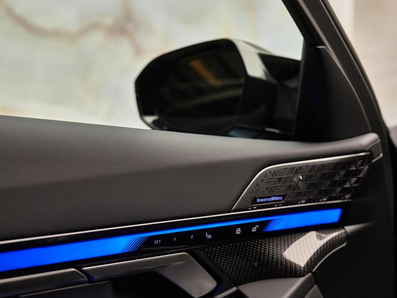 BMW M5 Limousine V8 M Hybrid, Frozen, Ultimate Package, carbon extr., B&W, ceramic, 21'', stl.ventilatie, tr.haak, leder, privacy