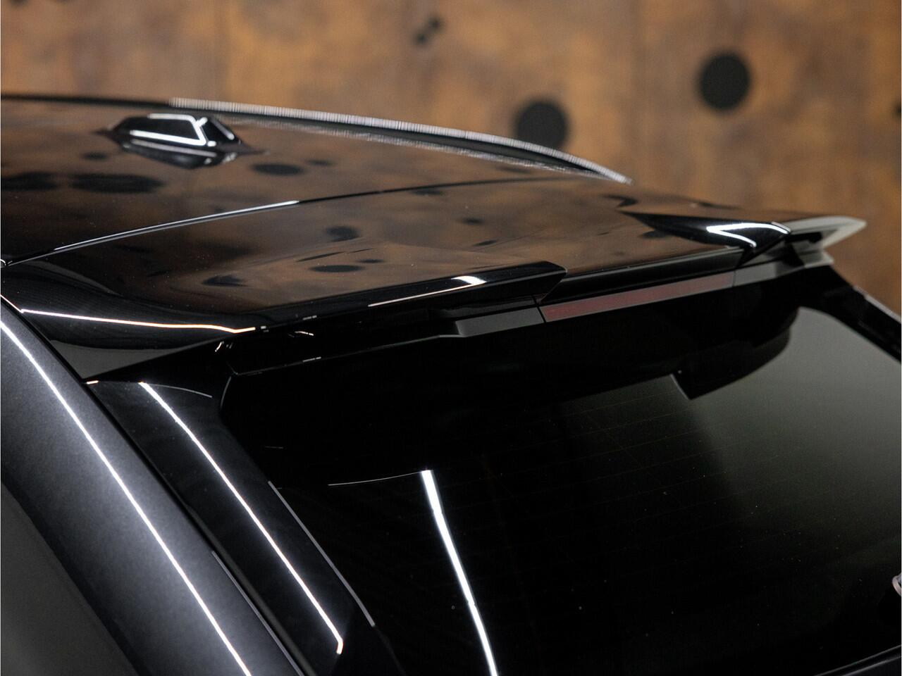 BMW M5 5-serie Touring | Keramisch | Pano | B&W | M Driver's Pack |