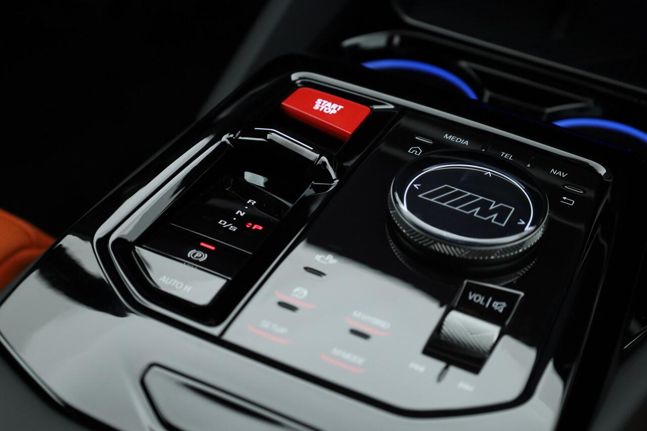 BMW M5 5-serie 727pk | Ultimate Pack | Keramisch | Carbon | Driving Assistant Pro. | B&W