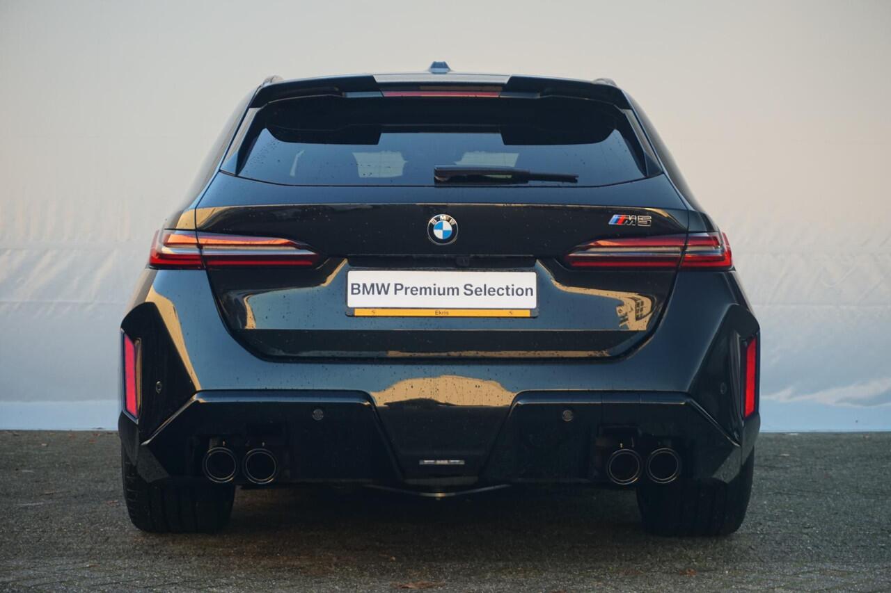 BMW M5 Touring M Driver's Pack / Comfort Pack / Driving Assistant Professional / Bowers & Wilkins