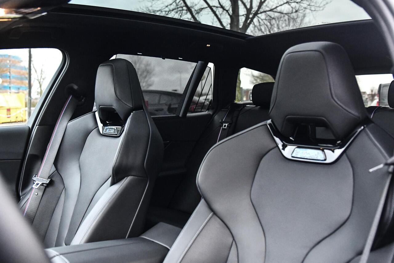 BMW M5 Touring M5 Individual lak |Keramisch|Carbon|Trekhaak|