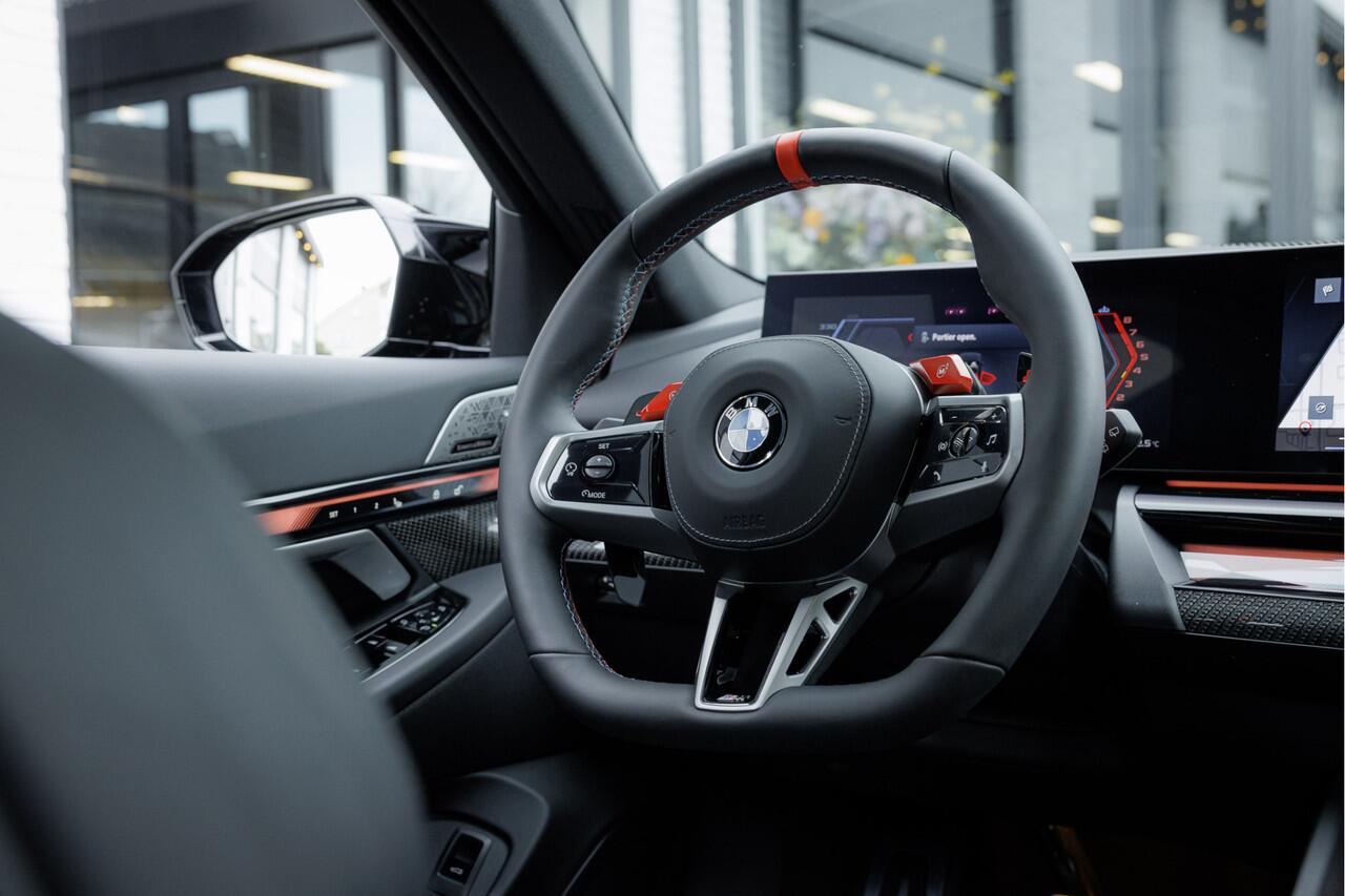 BMW M5 Touring 4.4 V8 xDrive M-Drivers Pack Pano - Bowers& Wilkins - Trekhaak