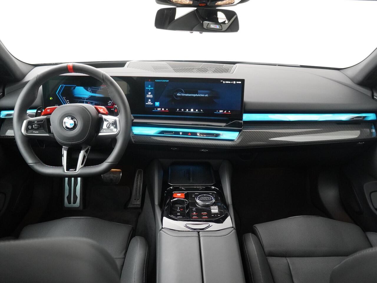 BMW M5 5-serie Touring Panoramadak / Driving Assistant Prof. / Stoelventilatie