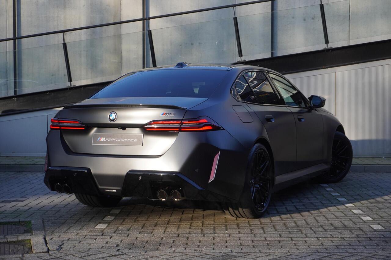 BMW M5 Sedan M Driver's Pack | M Drive Professional | Comfort Pack | Bowers & Wilkins | M Carbon-keramische remmen