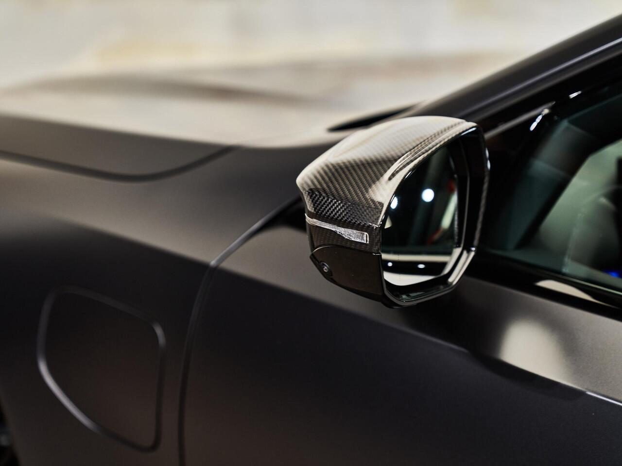 BMW M5 Limousine V8 M Hybrid, Frozen, Ultimate Package, carbon extr., B&W, ceramic, 21'', stl.ventilatie, tr.haak, leder, privacy