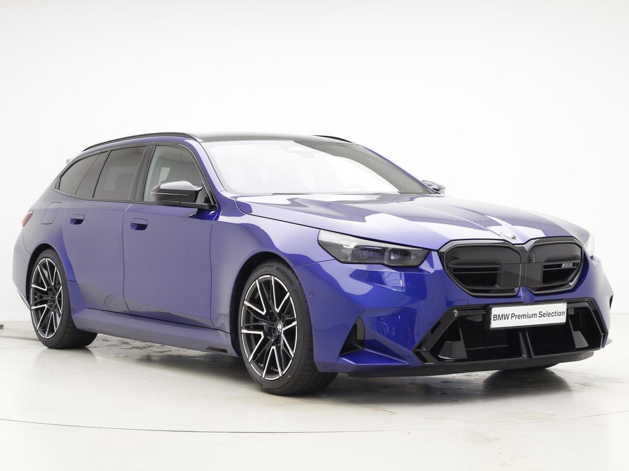 BMW M5 Touring M5 | Personal CoPilot | Bowers & Wilkins Surround Sound | Trekhaak | M Driver's Pack