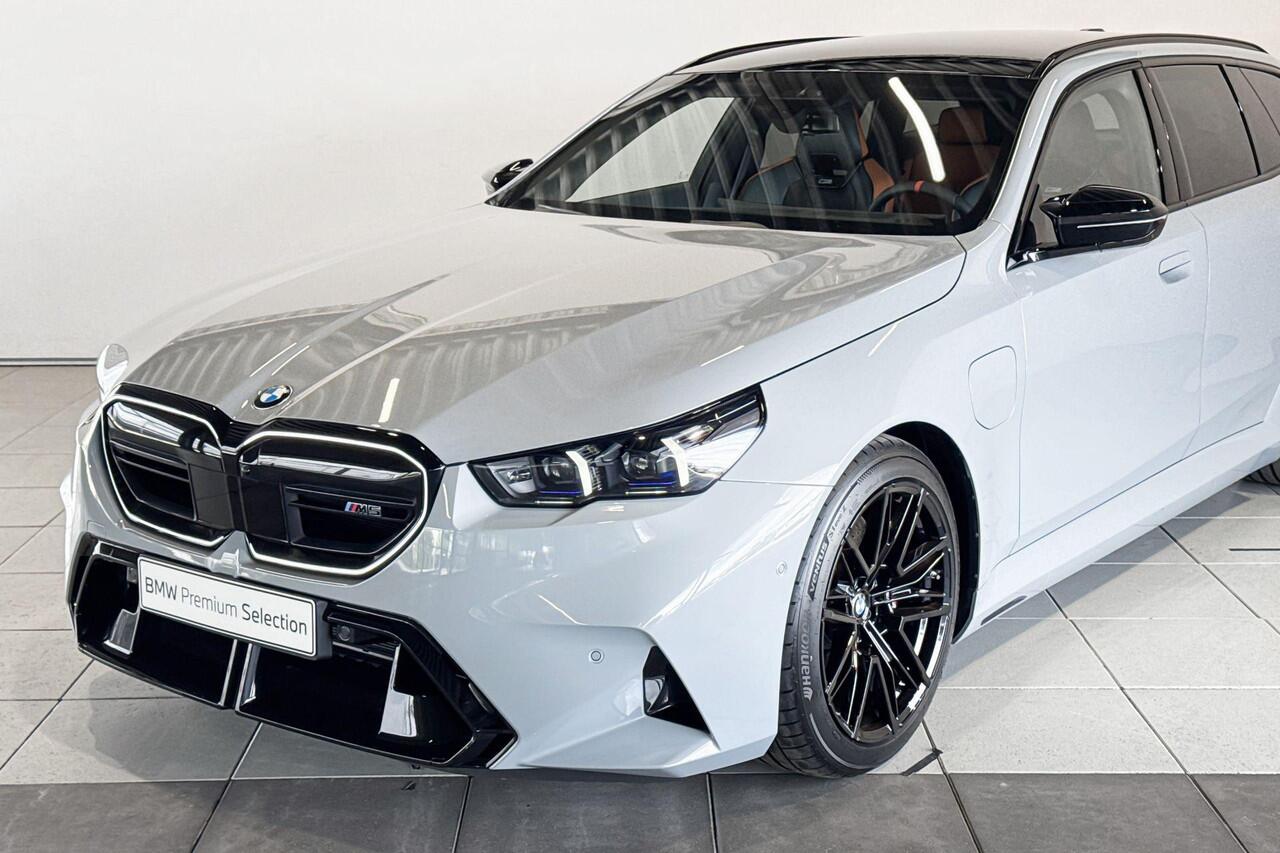 BMW M5 Touring M Drive Professional Aut. | Selections