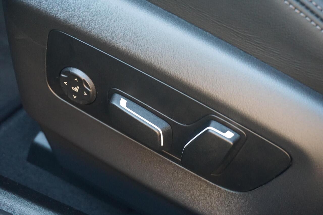 BMW M5 Touring M Driver's Pack / Comfort Pack / Driving Assistant Professional / Bowers & Wilkins