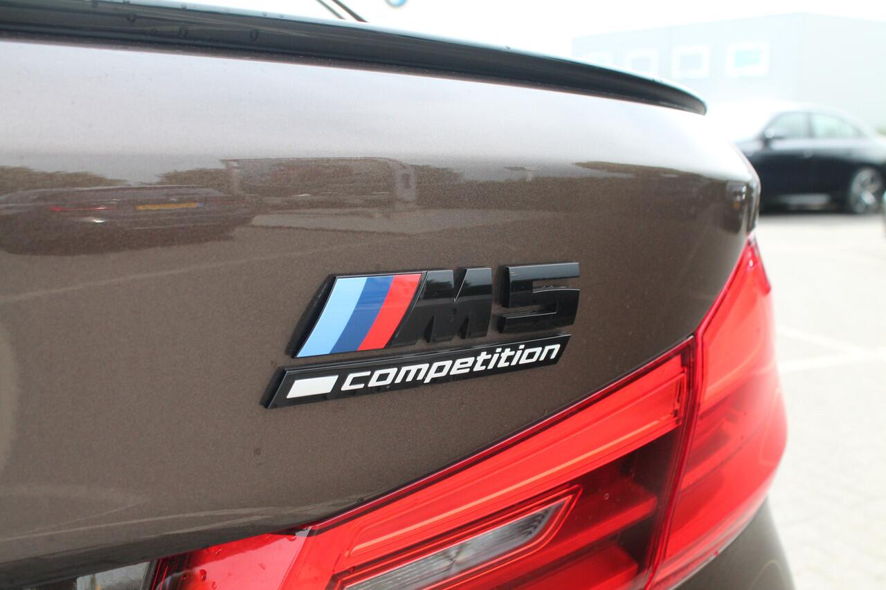 BMW M5 5 Serie Competition Automaat / M Carbon-keramisch remmen / Bowers & Wilkins / M Multifunctionele Stoelen / Soft Close / Parking Assistant Plus / Adaptieve LED
