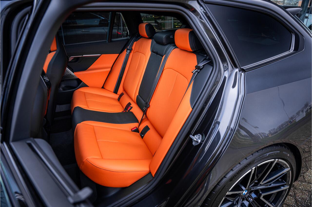 BMW M5 Touring M Drivers Pack ** Panodak ** Trekhaak ** Carbon ** Comfort pack ** Driving Ass. Prof. 21 inch ** Ventilatie **