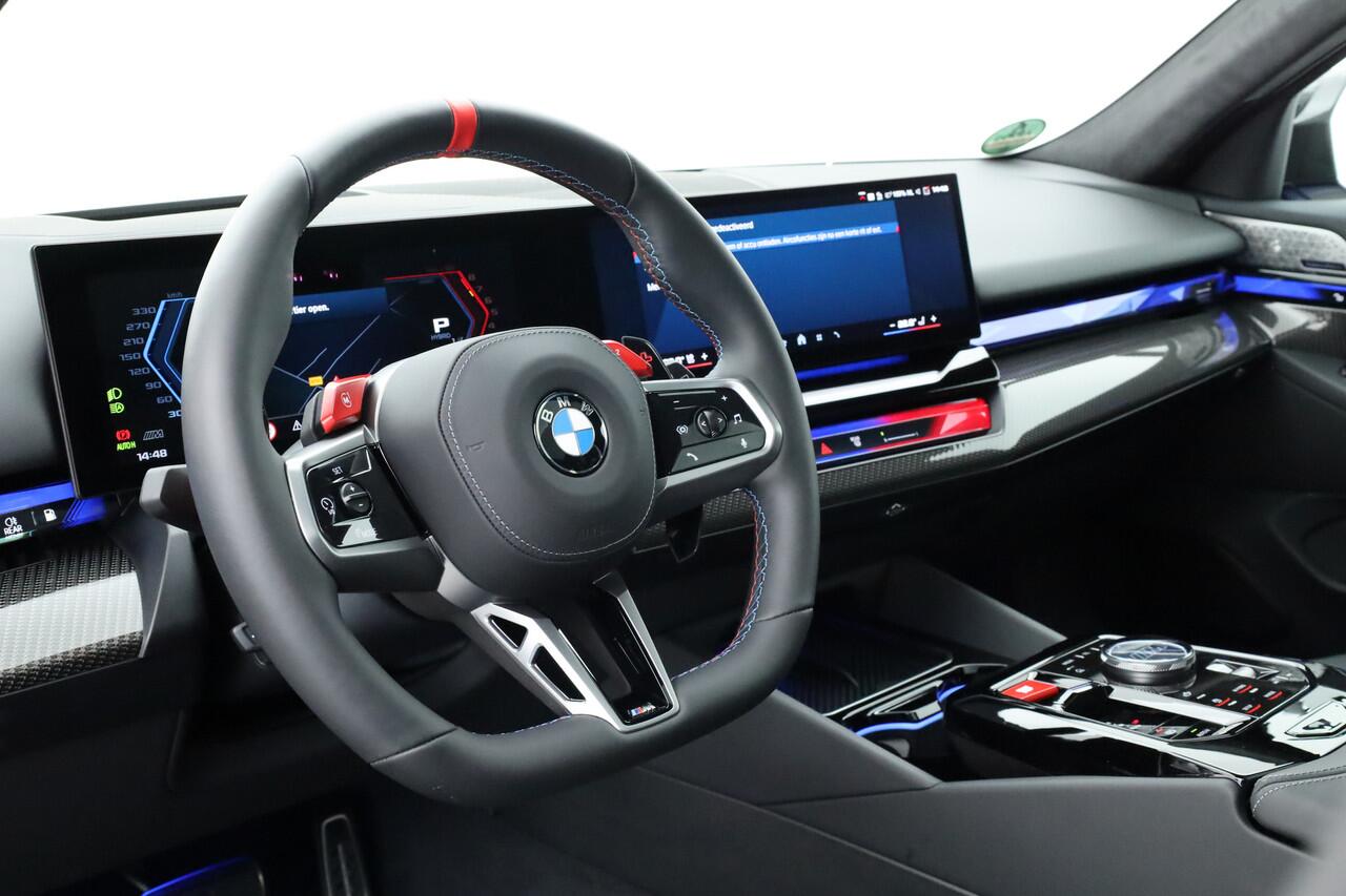 BMW M5 5-serie Touring 727pk | Ultimate Pack | Keramisch | Bowers & Wilkins | M Marina Bay | Pano | Carbon