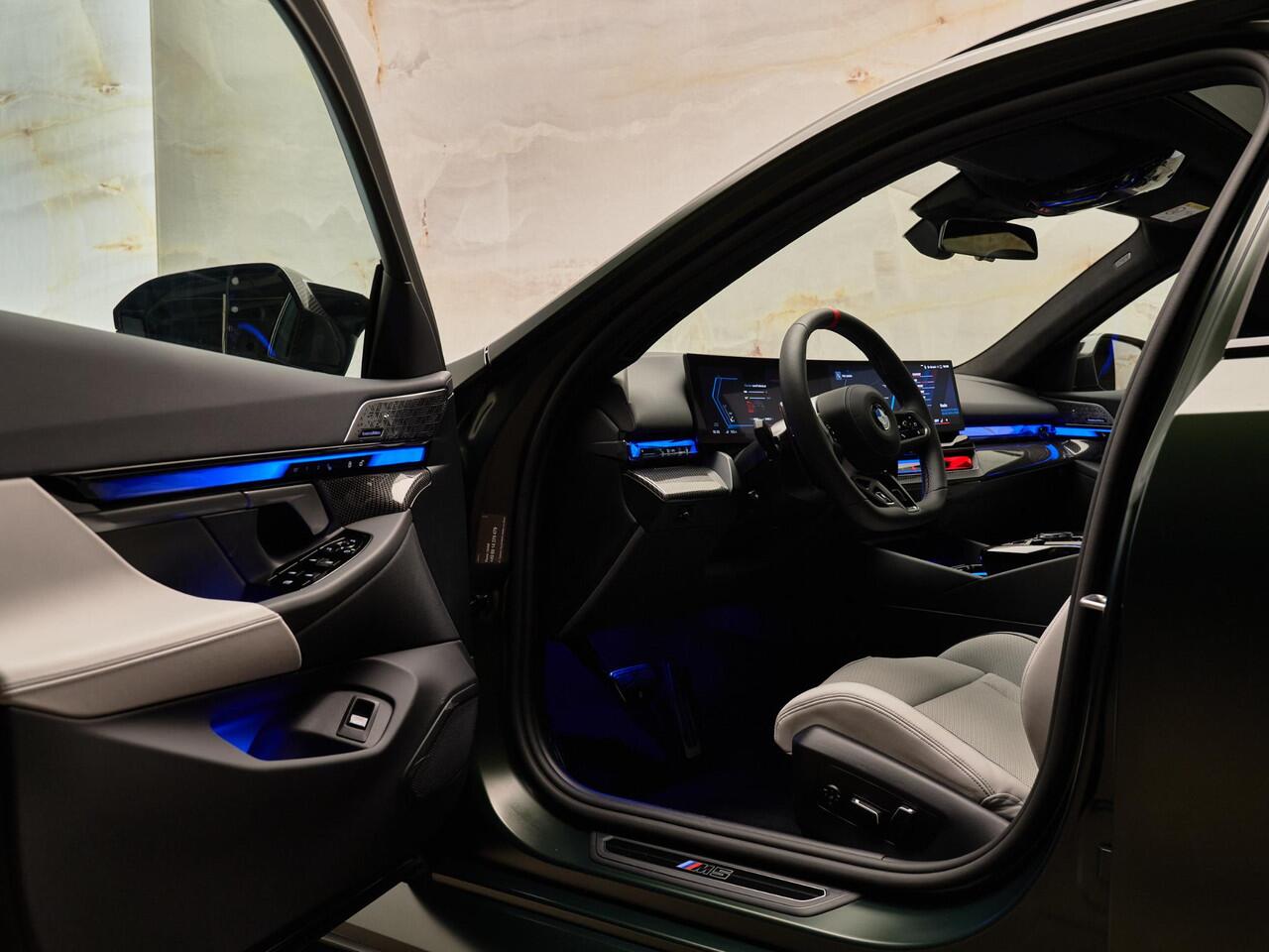 BMW M5 Touring V8 M Hybrid, M Performance, Sonderlackierung, B&W, HUD, 21", memory, stl.ventilatie, keyless, M drivers pack., privacy