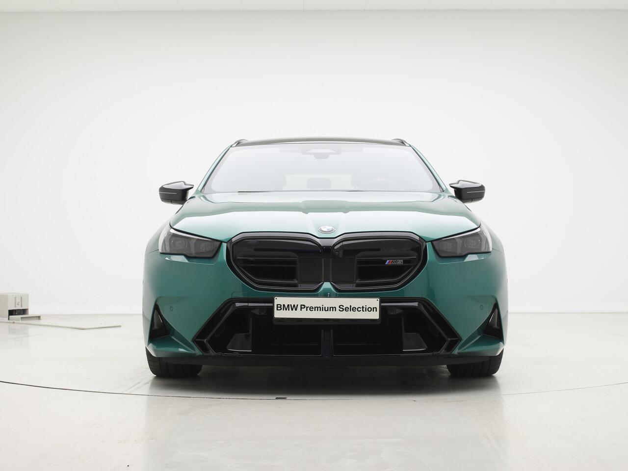 BMW M5 Touring | CoPilot | Trekhaak | Ventilatie | M Drive Professional | Bowers & Wilkins Surround Sound System