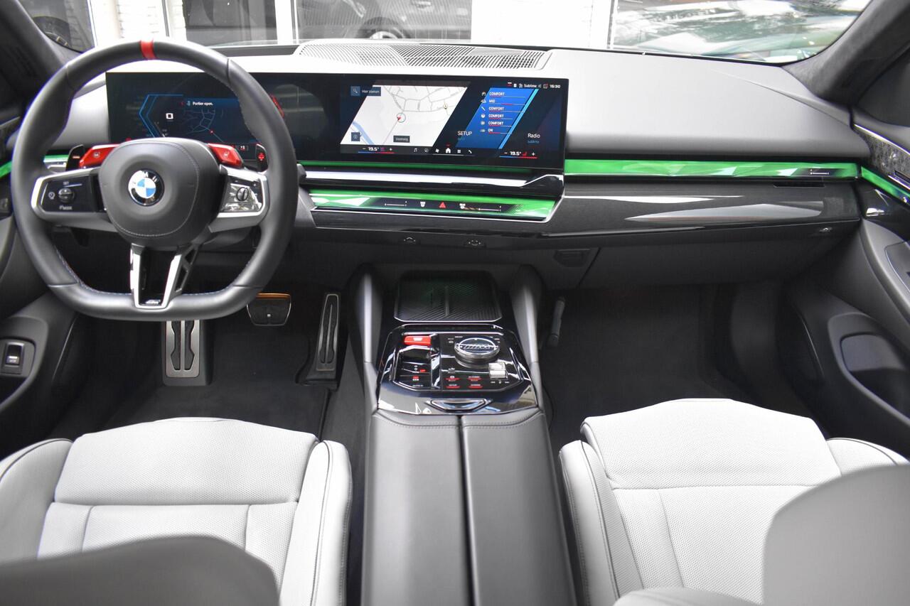 BMW M5 5-serie Keramisch Carbon B&W NL auto BTW Stoelvent