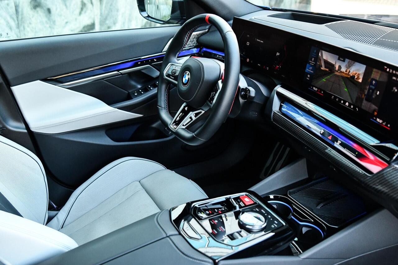 BMW M5 Touring M5 |Keramisch|Carbon|Trekhaak|Glazendak|