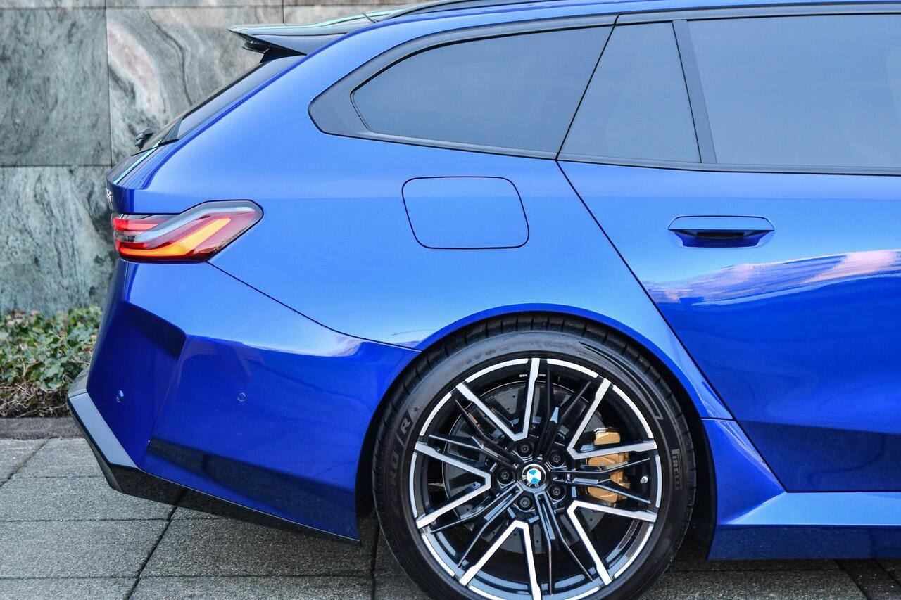 BMW M5 Touring M5 |Keramisch|Carbon|Trekhaak|Glazendak|