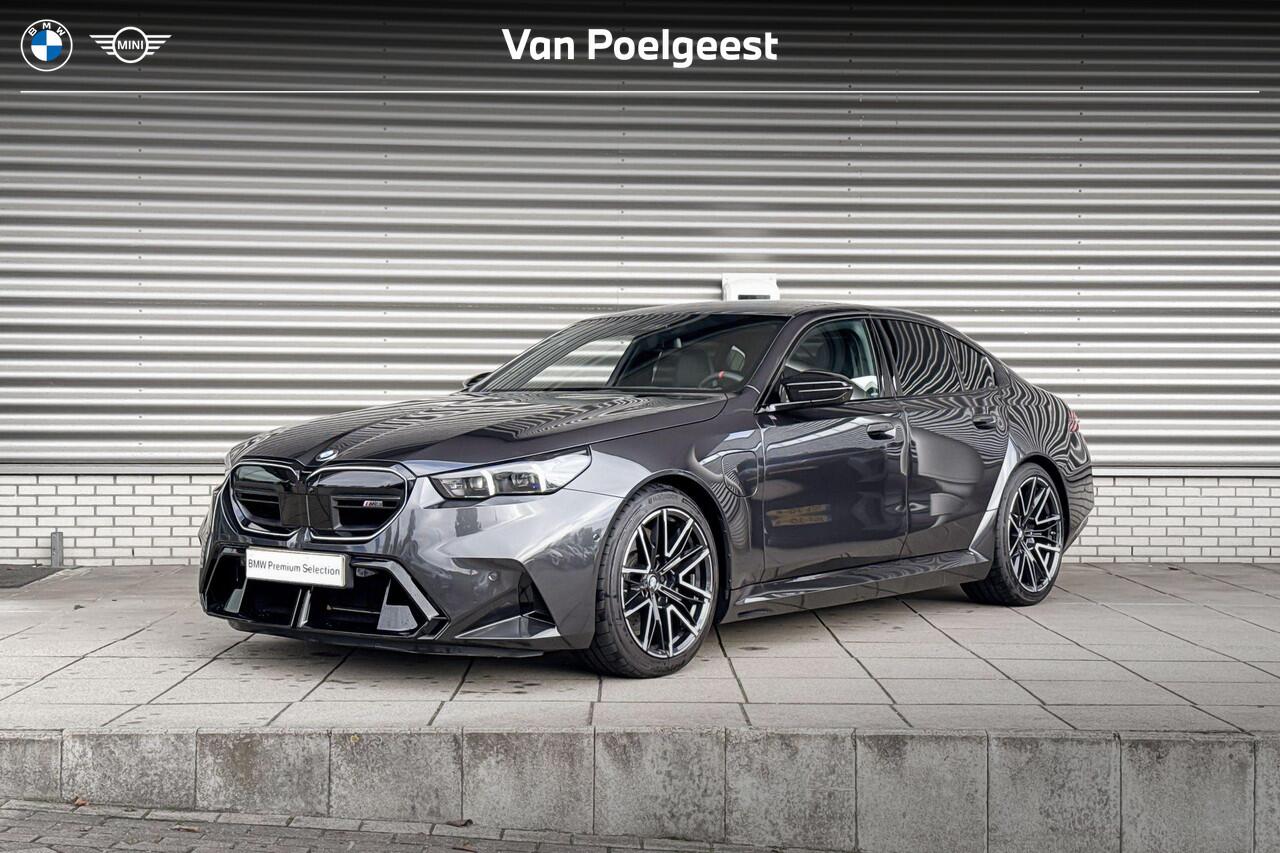 bmw-m5-sedan-m-driver's-pack---comf