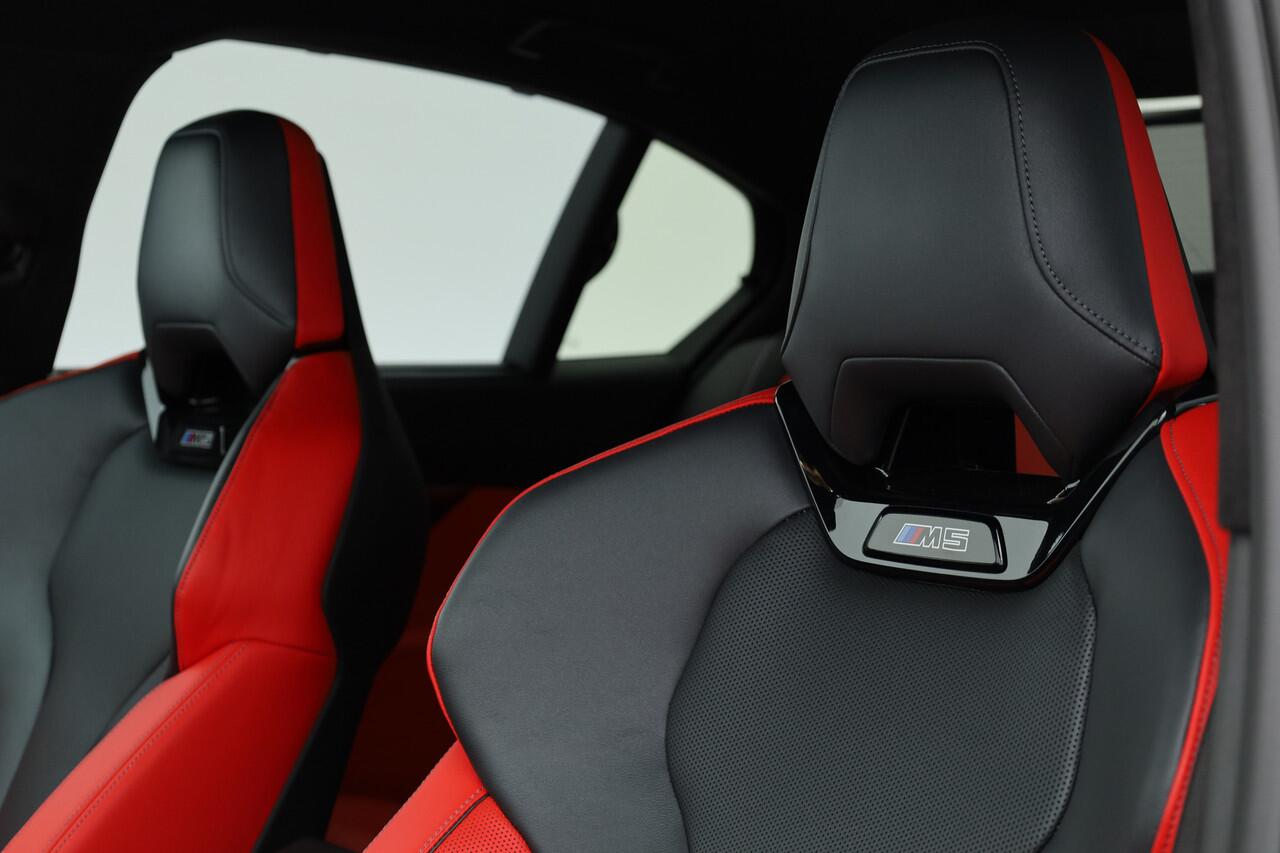 BMW M5 5-serie 727pk | Keramisch | Driving Assistant pro. | Carbon | M Driver's pack | B&W